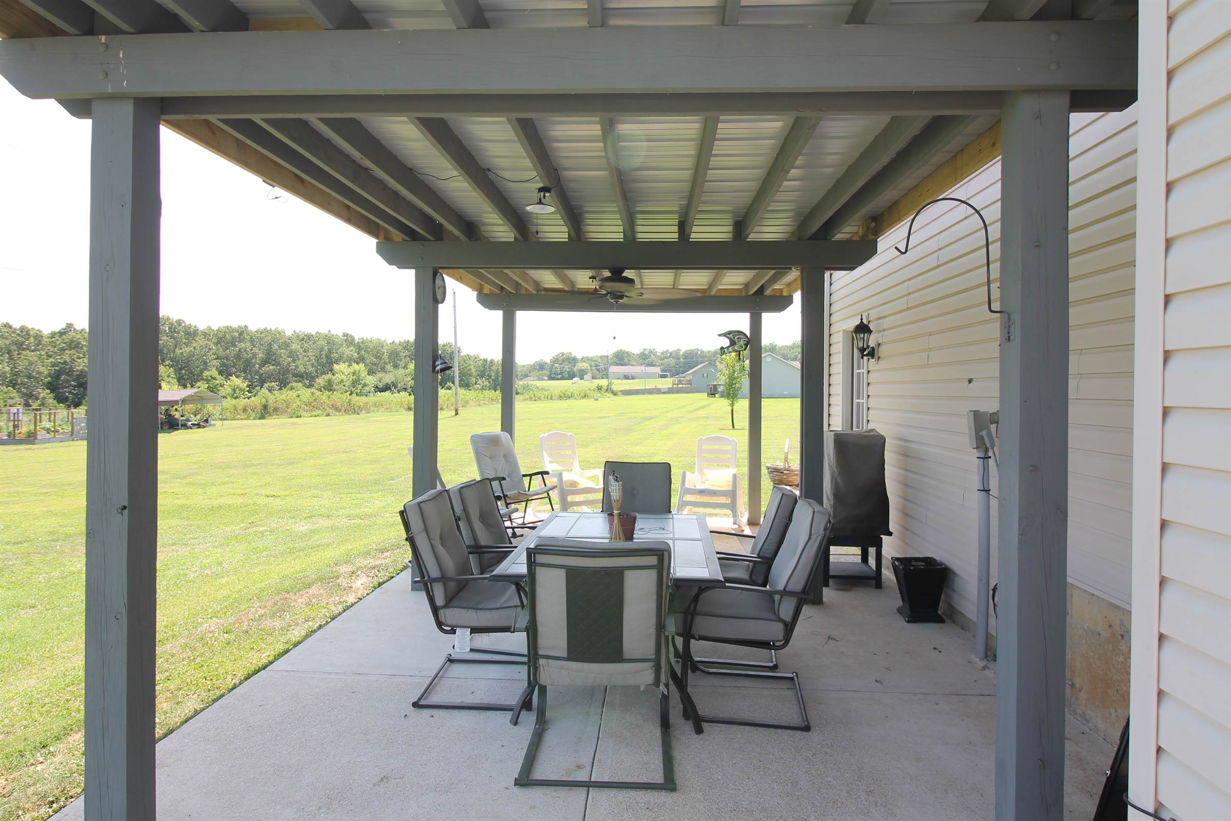 18430 Charity Drive, Dixon, MO 65459