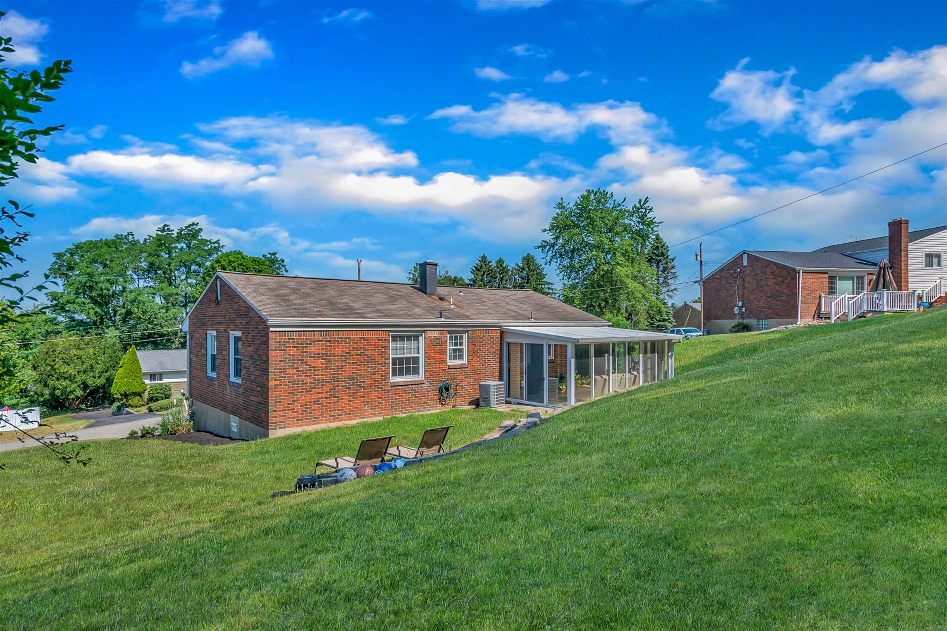 2726 Tillia St, Allison Park, PA 15101