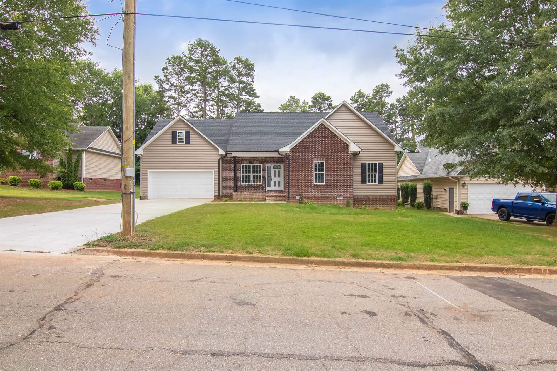 340 Merrell Drive, Winston Salem NC 27127, Winston Salem, NC 27127