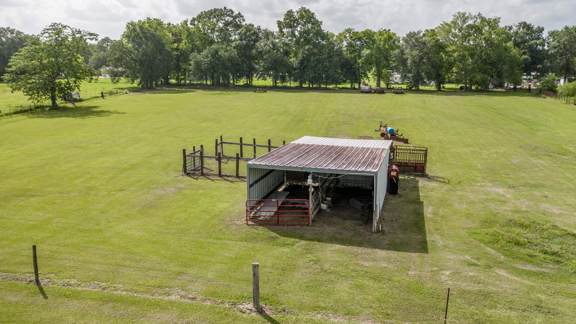 1046 Ches Broussard Rd, Breaux Bridge, LA 70517