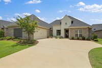 206 Duchess Ct, Flowood, MS 39232