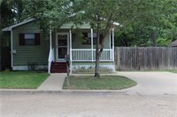 906 Travis Street, Bryan, TX 77803