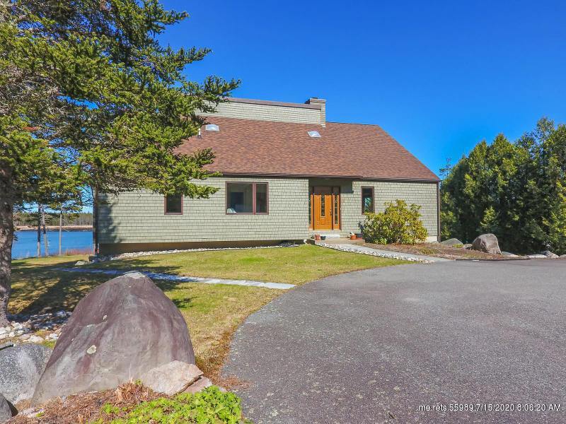 195 Lighthouse Point Road, Gouldsboro, ME 04607