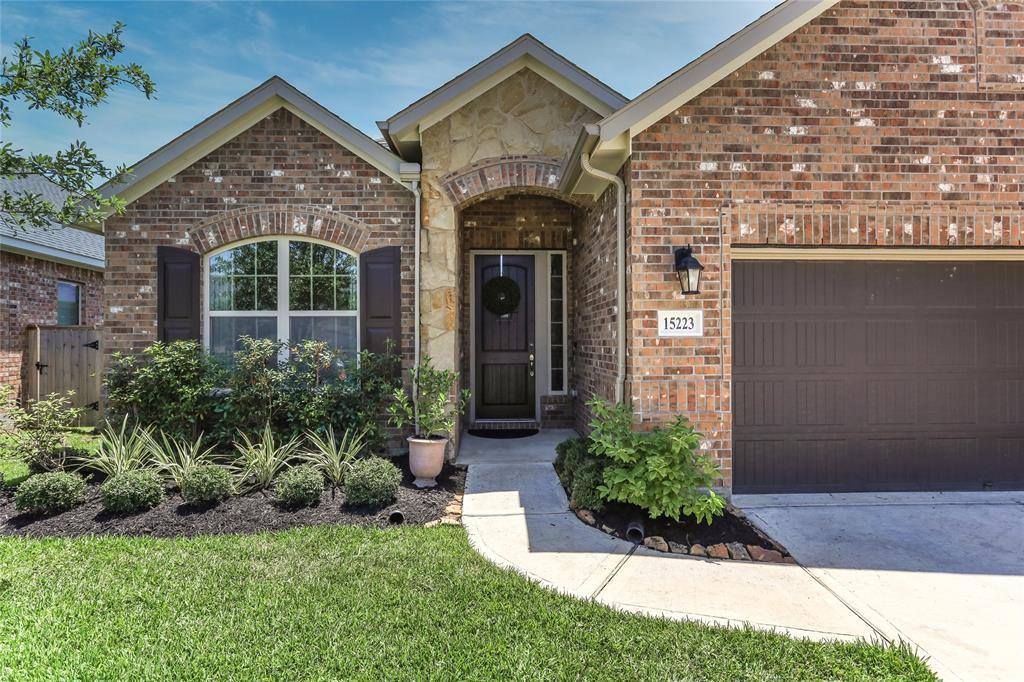 15223 Holloway Hills Trail, Cypress, TX 77429