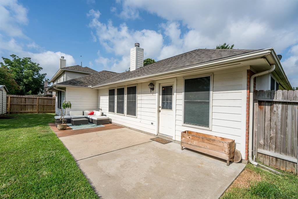 3910 Lauderwood Lane, Katy, TX 77449