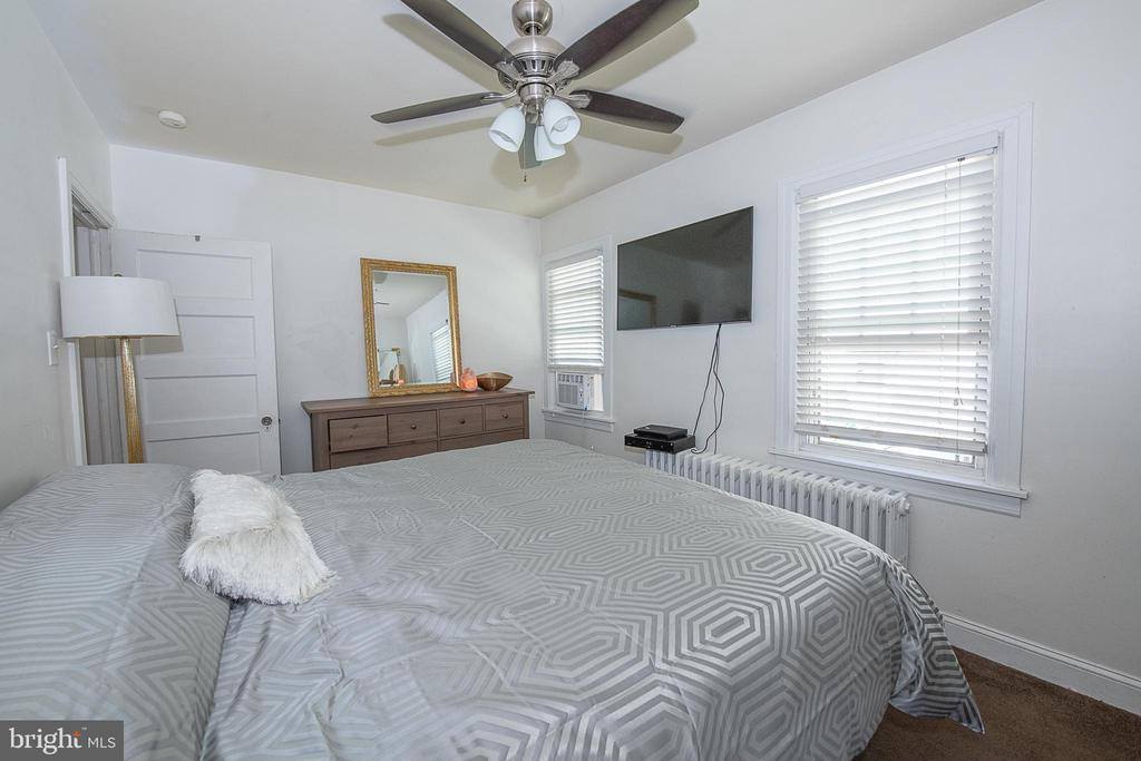 124 East Plumstead Avenue, Lansdowne, PA 19050