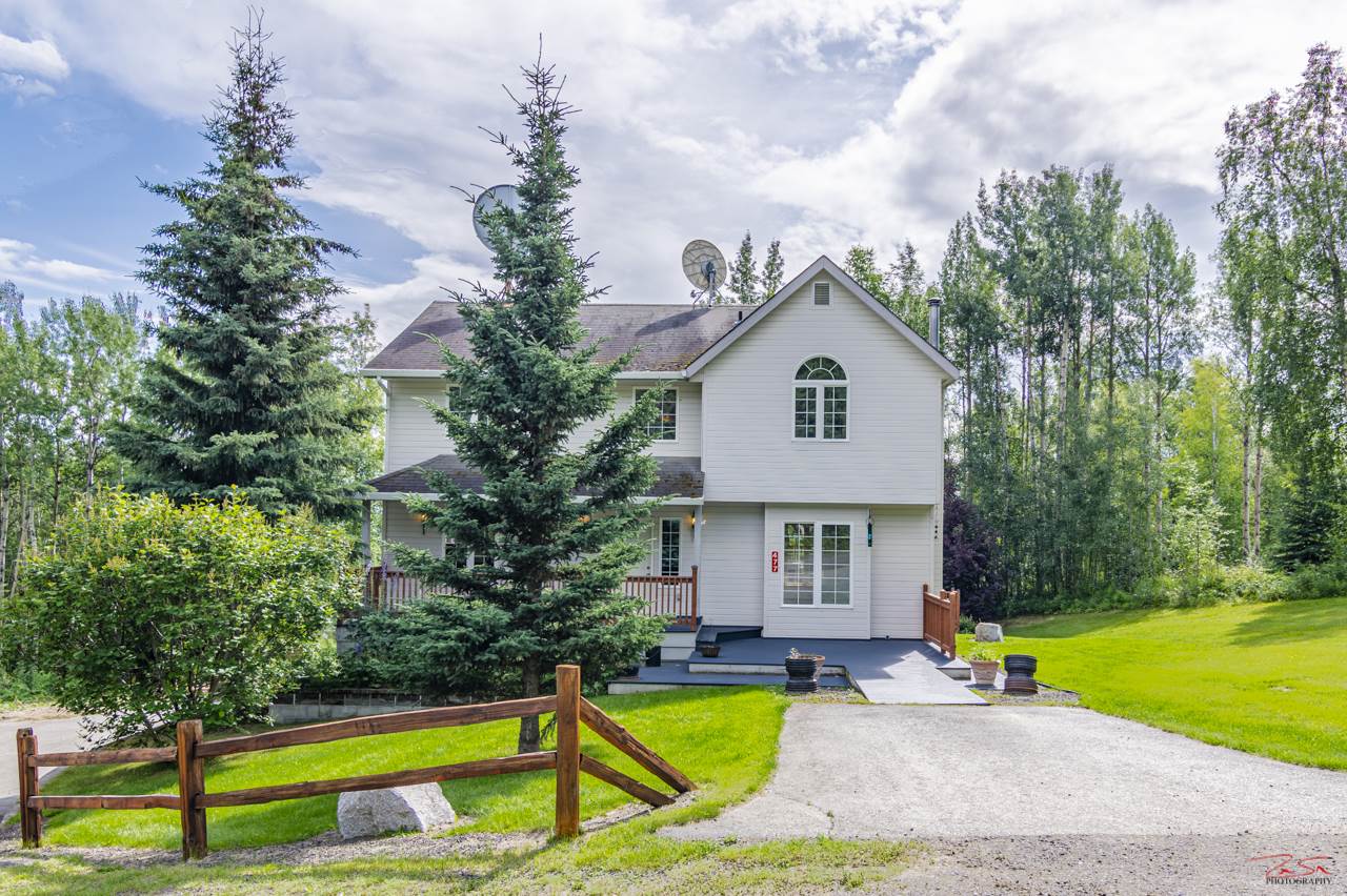 477 Snowy Owl Lane, Fairbanks, AK 99712