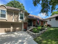 7709 Westgate Drive, Lenexa, KS 66216