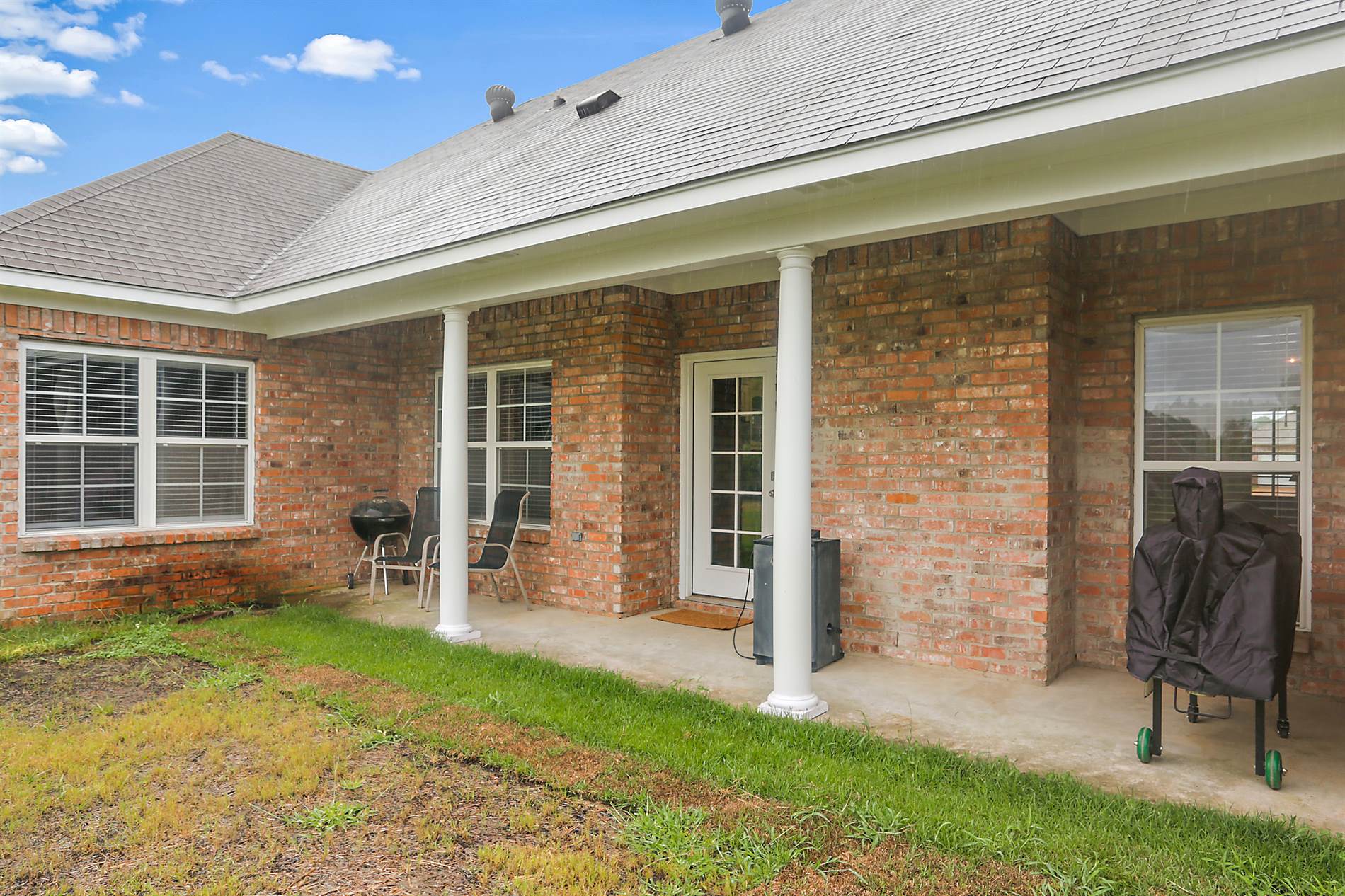 245 John Martin Dr, Brandon, MS 39047