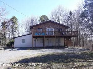 111 Country Ct, Long Pond, PA 18334