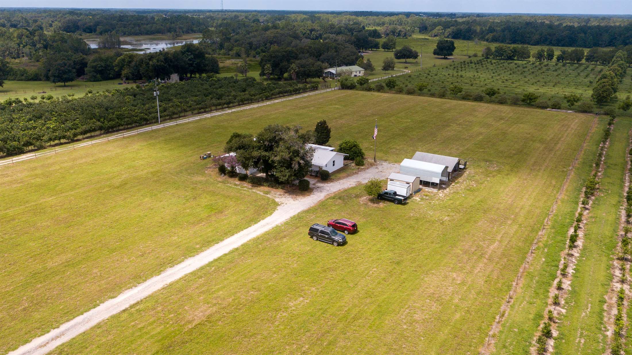 5715 Empire Church Rd., Groveland, FL 34736