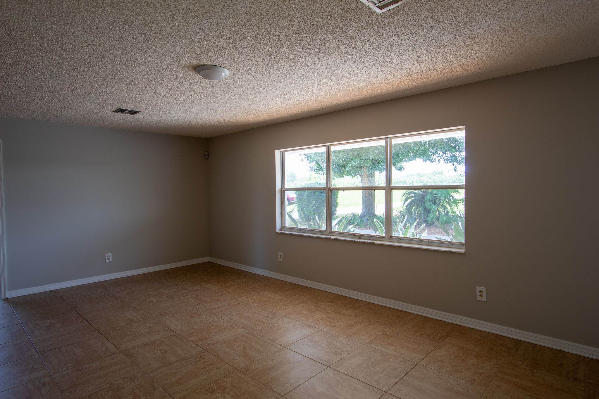 5715 Empire Church Rd., Groveland, FL 34736