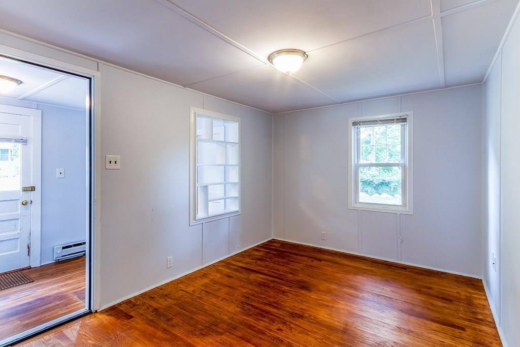 102 Pleasant Cir, Canton, MA 02021