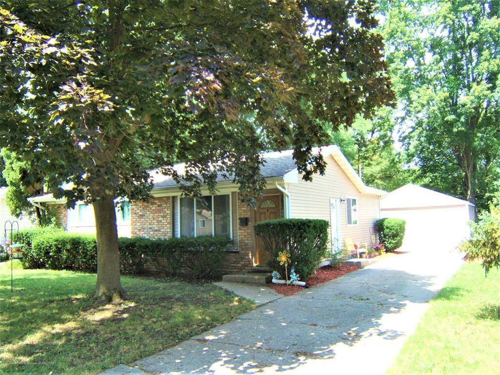 3632 Alpine Drive, Lansing, MI 48911