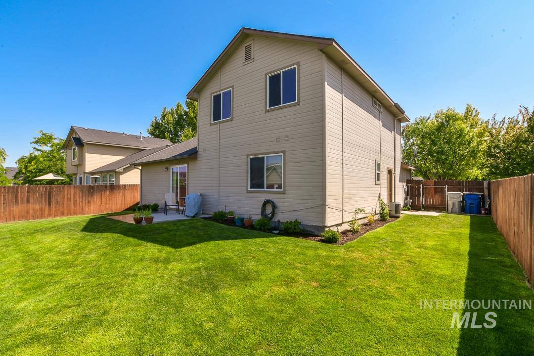 3421 South Wood River Ave, Nampa, ID 83686