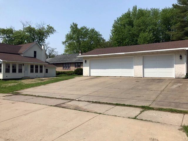 901 W Blodgett Street, Marshfield, WI 54449