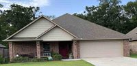 159 Quailbrook Dr, Texarkana, TX 75501