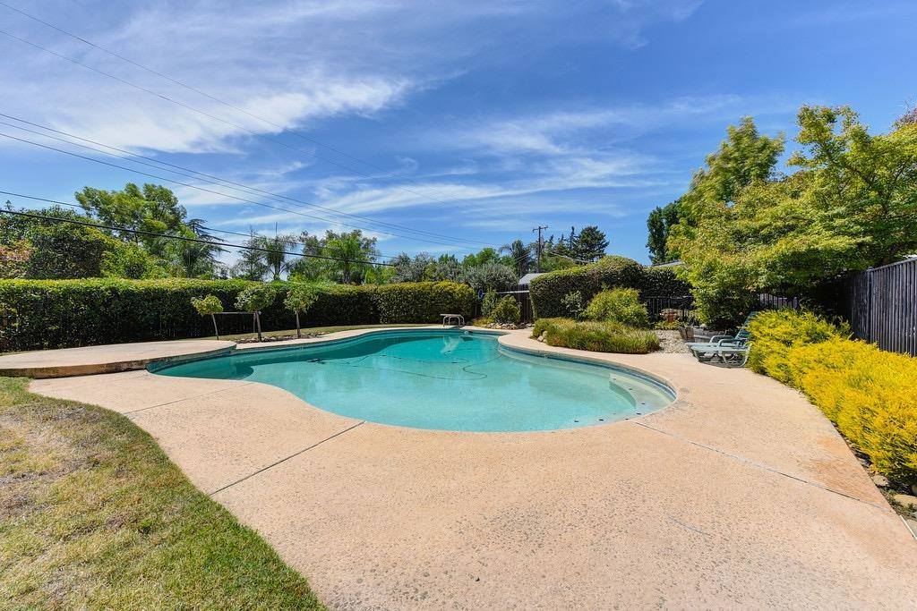 9514 Bullion Way, Orangevale, CA 95662