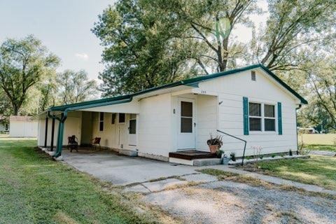 245 Fifth Street, Adrian, MO 64720