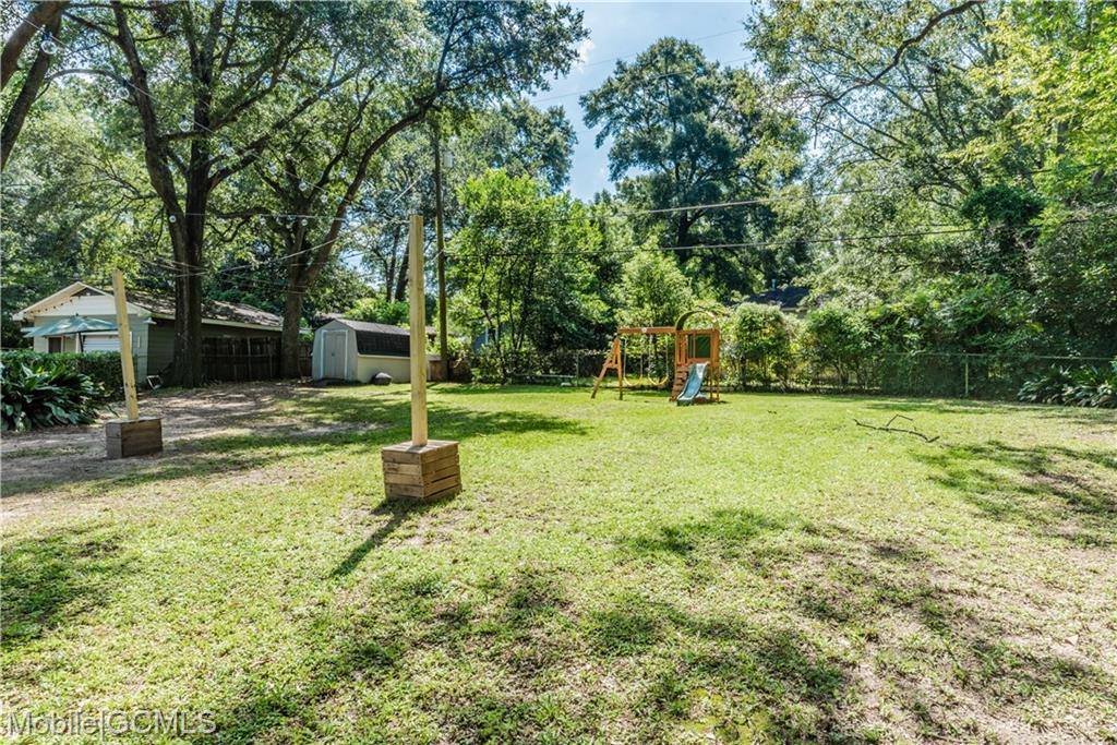 Azalea Gardens Mobile Al / Azalea Trail Maids : From mapcarta, the free