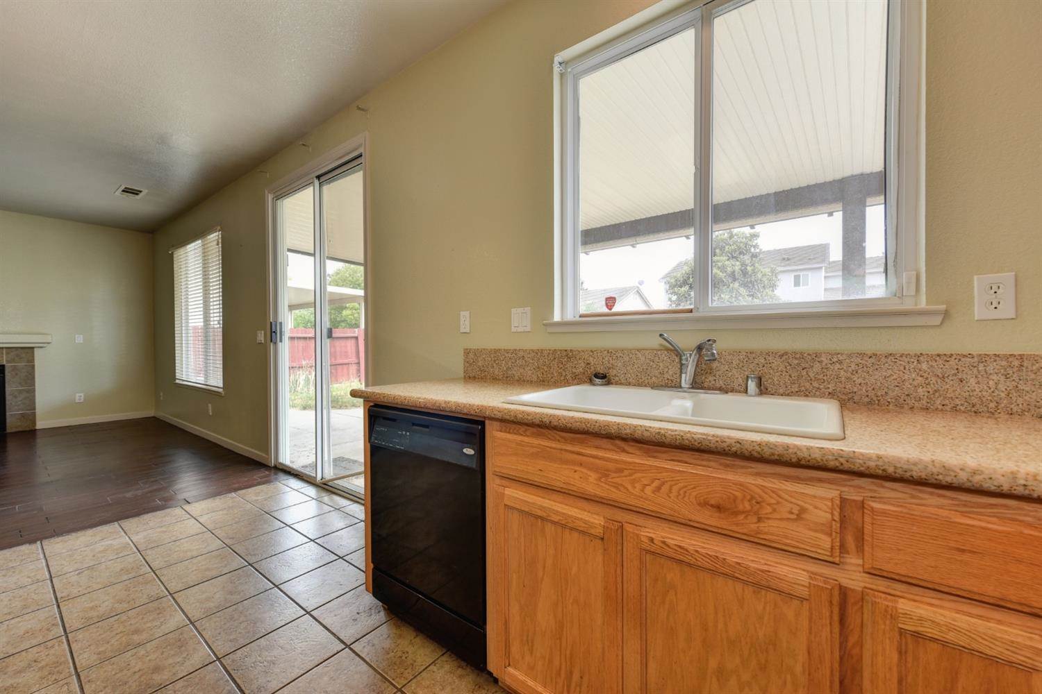 3826 Tivoli Court, Stockton, CA 95212