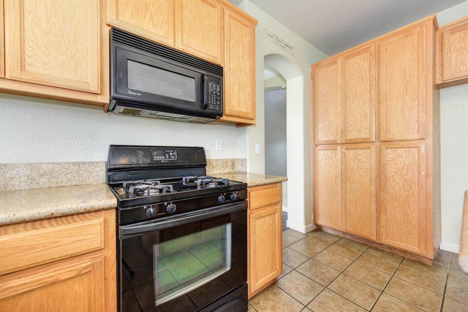 3826 Tivoli Court, Stockton, CA 95212