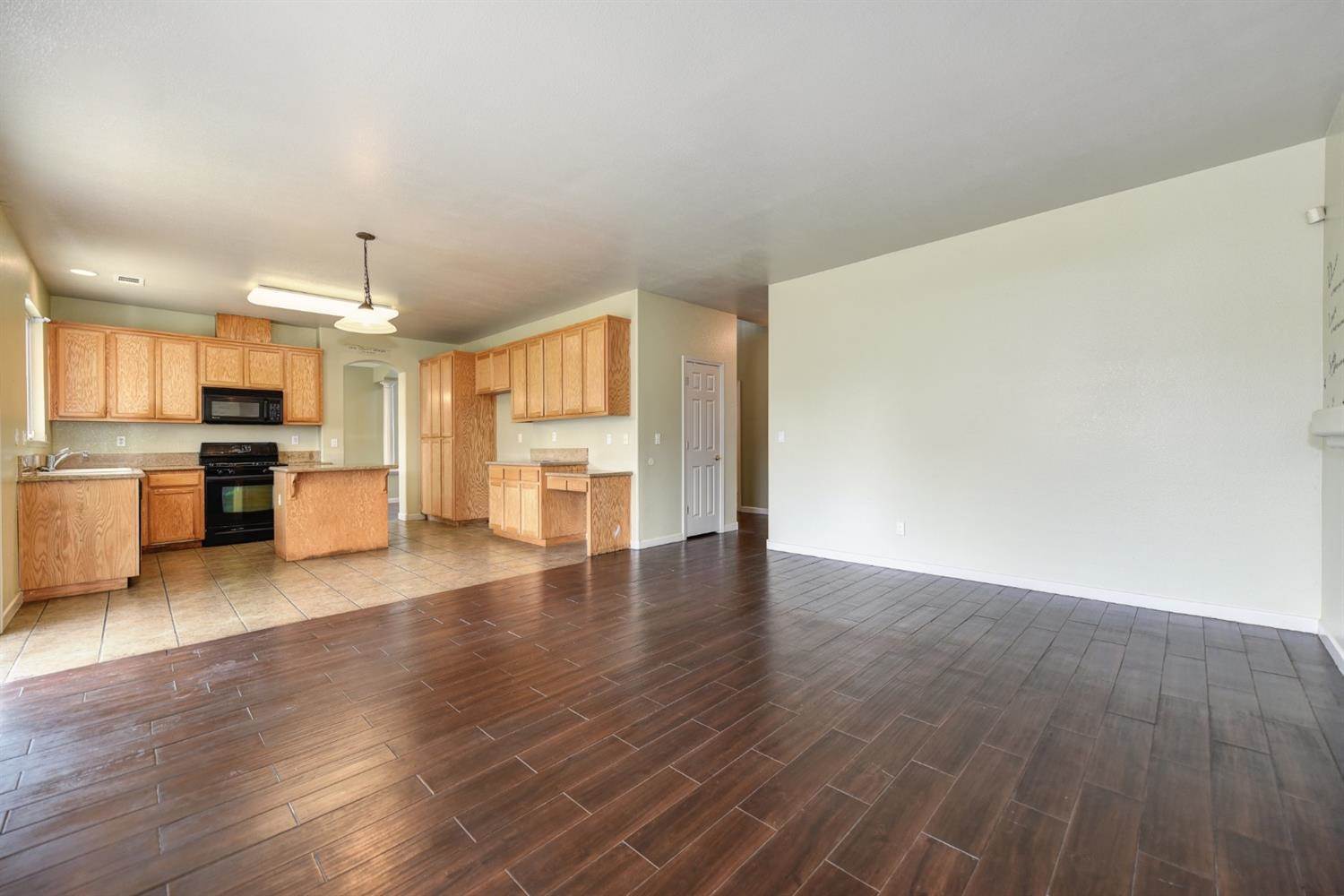 3826 Tivoli Court, Stockton, CA 95212