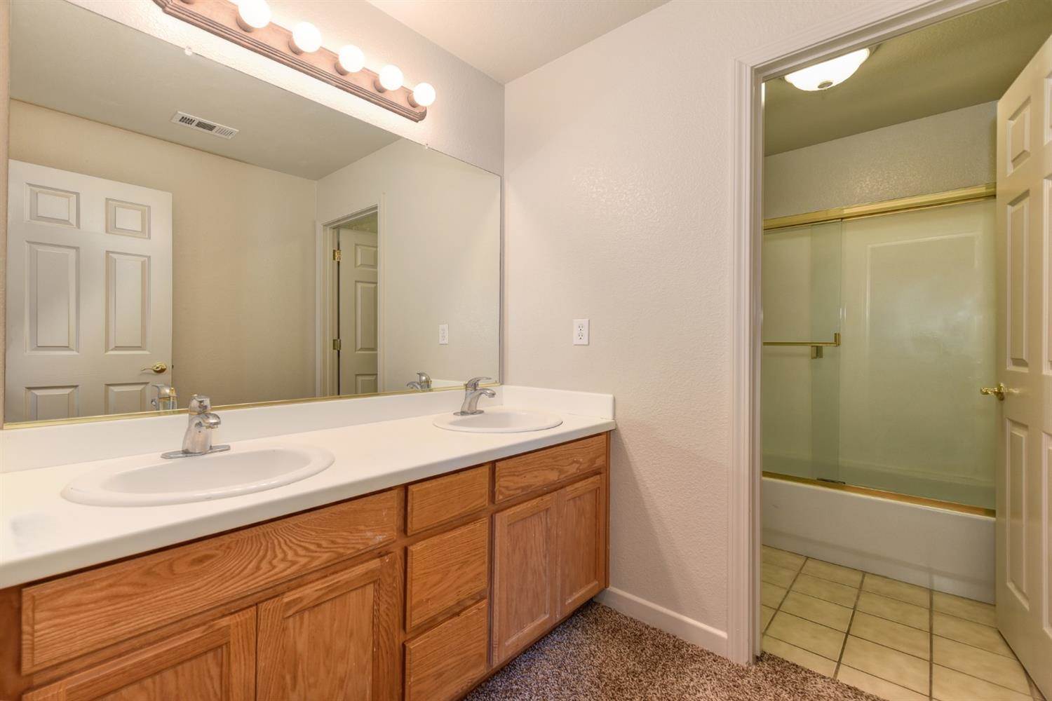 3826 Tivoli Court, Stockton, CA 95212