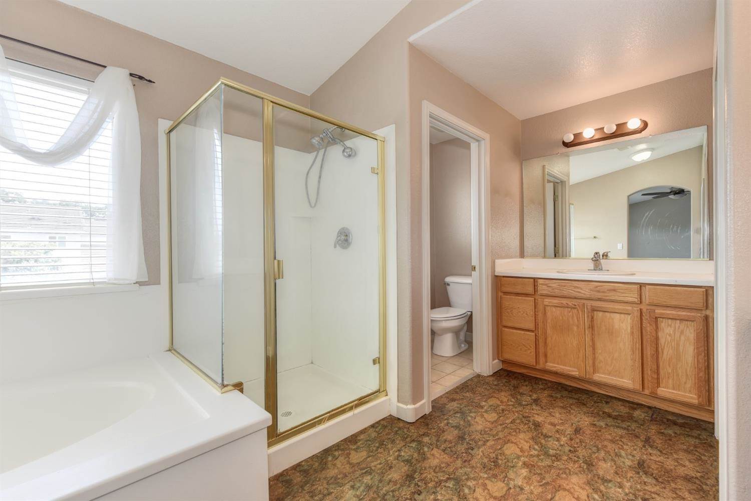 3826 Tivoli Court, Stockton, CA 95212