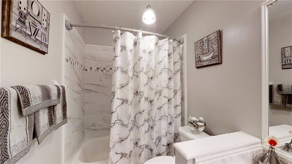 2575 Green Oak Ct, Sarasota, FL 34232