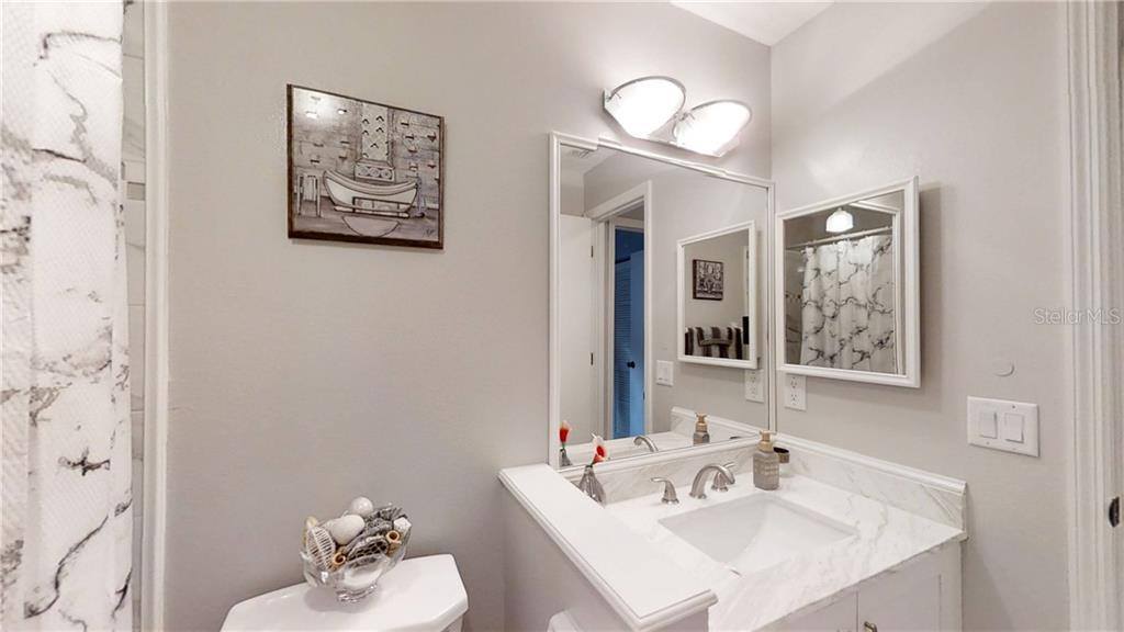 2575 Green Oak Ct, Sarasota, FL 34232