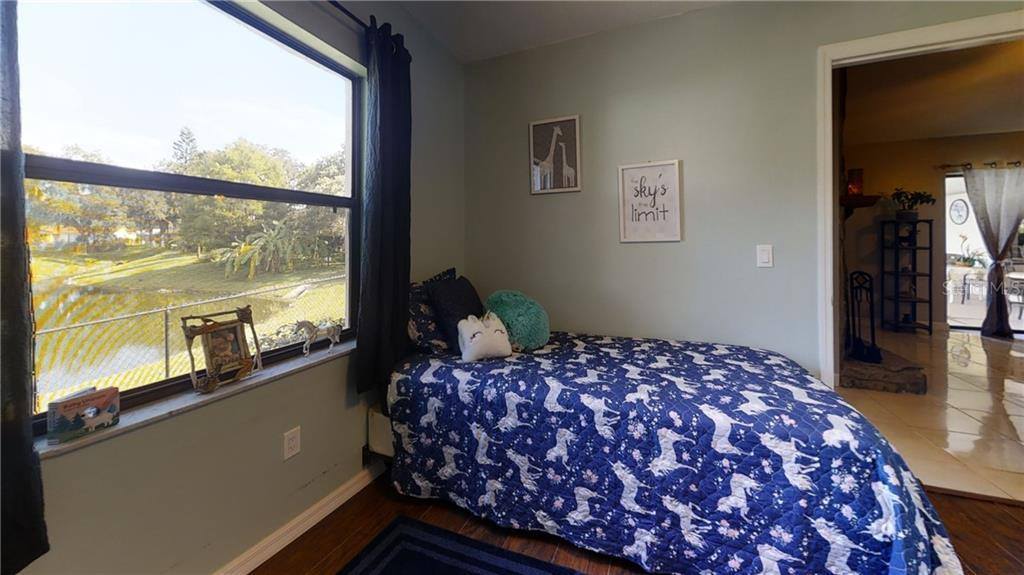 2575 Green Oak Ct, Sarasota, FL 34232