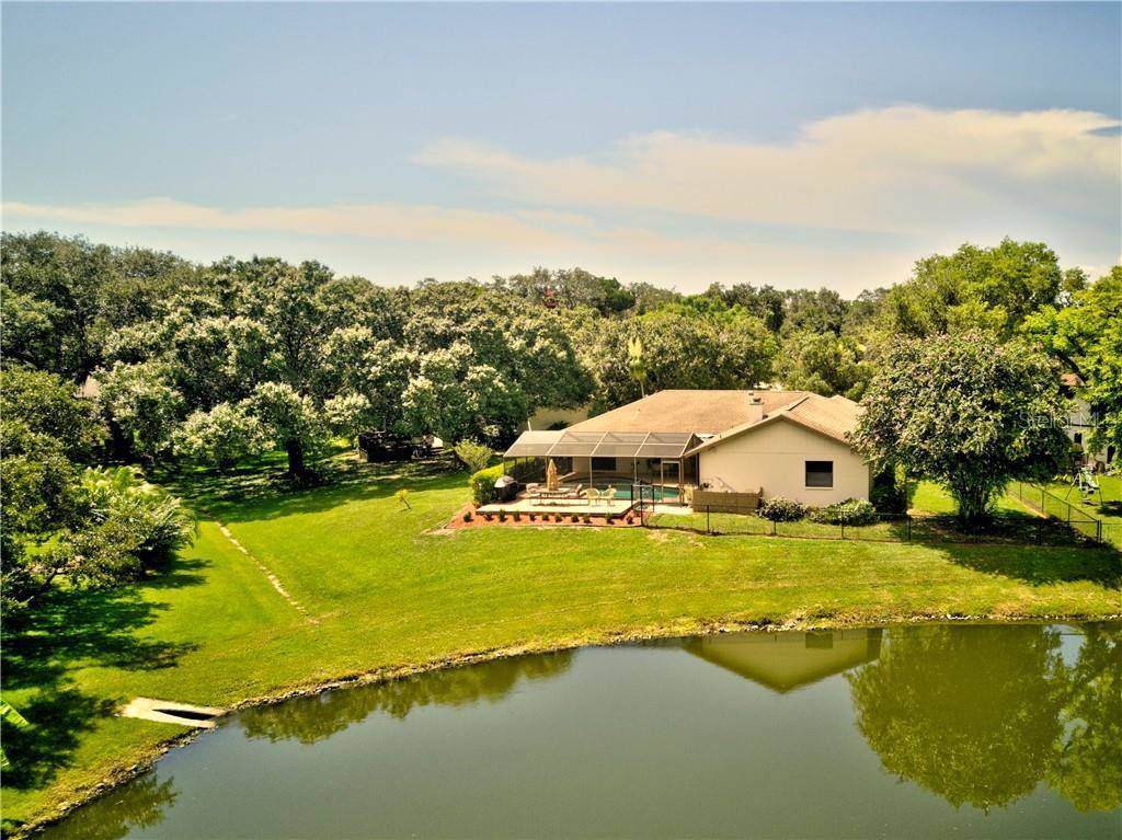 2575 Green Oak Ct, Sarasota, FL 34232