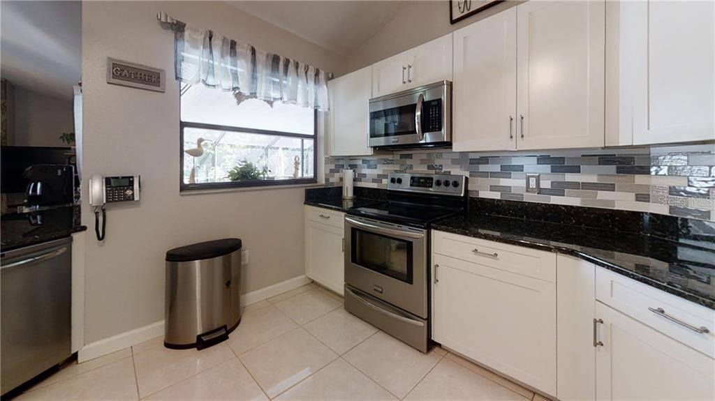 2575 Green Oak Ct, Sarasota, FL 34232