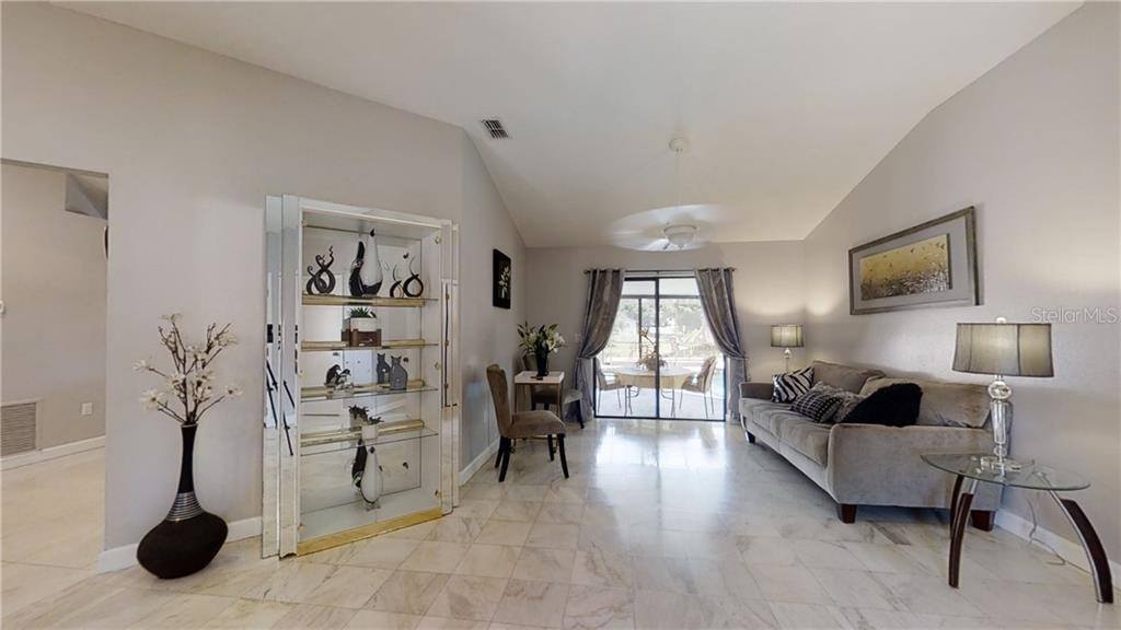 2575 Green Oak Ct, Sarasota, FL 34232