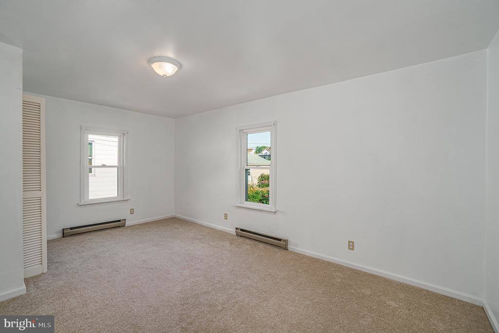 21 West Coover Street, Mechanicsburg, PA 17055