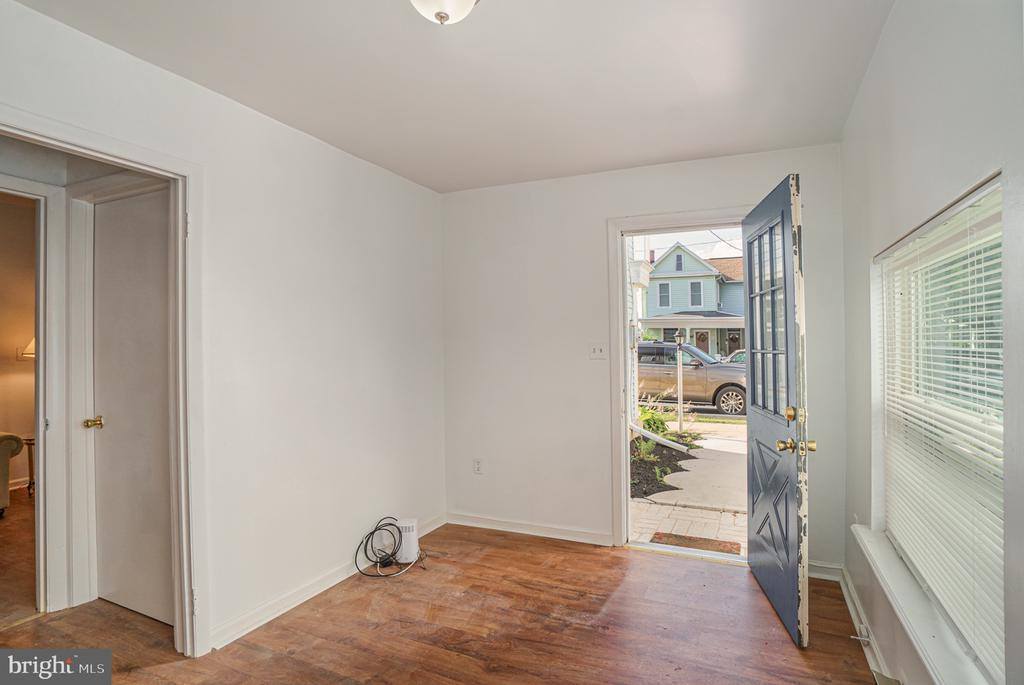 21 West Coover Street, Mechanicsburg, PA 17055