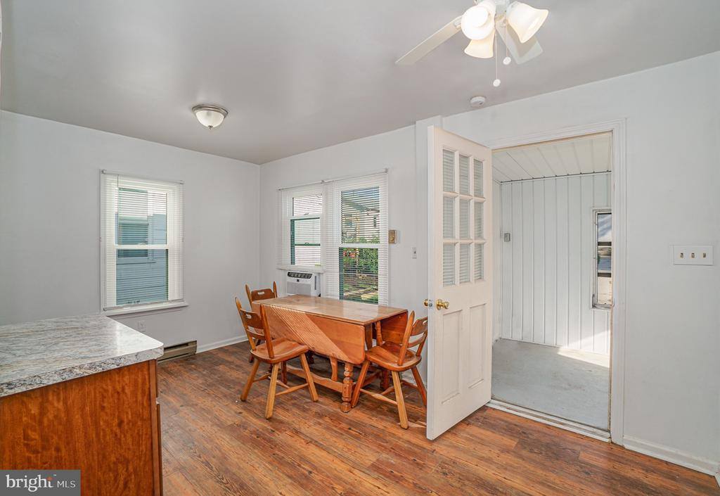 21 West Coover Street, Mechanicsburg, PA 17055