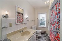 21 West Coover Street, Mechanicsburg, PA 17055