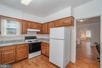 21 West Coover Street, Mechanicsburg, PA 17055