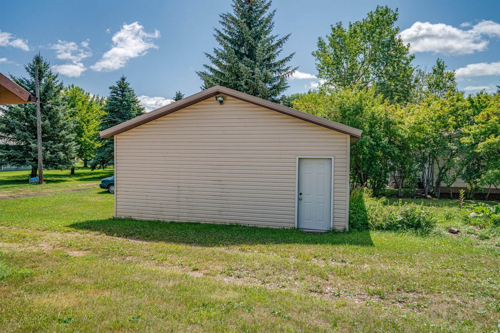 315 8th Street North, New Salem, ND 58563