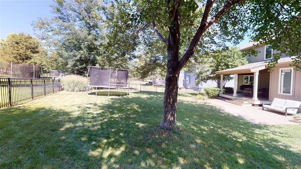 4544 Grove Street, Shawnee, KS 66226