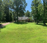 125 White Tail Blvd, Florence, MS 39073