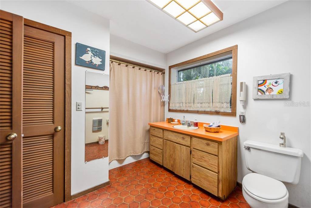 6474 Kickapoo, Sarasota, FL 34241