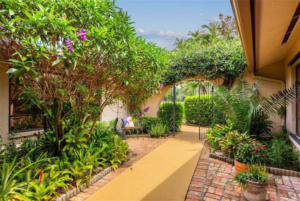 6474 Kickapoo, Sarasota, FL 34241