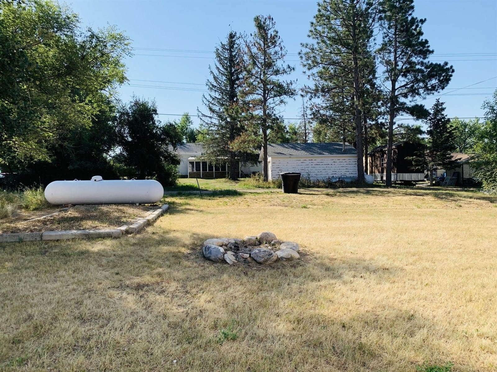 502 1st St North, Froid, MT 59226