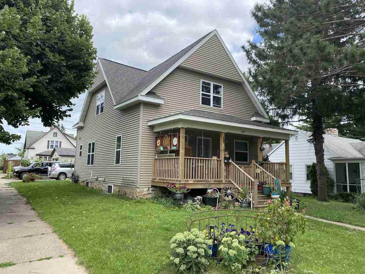 827 N 3rd Avenue, Wausau, WI 54401