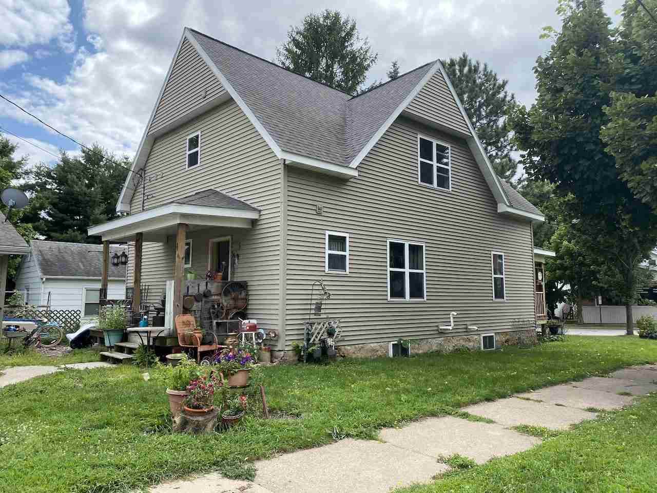 827 N 3rd Avenue, Wausau, WI 54401