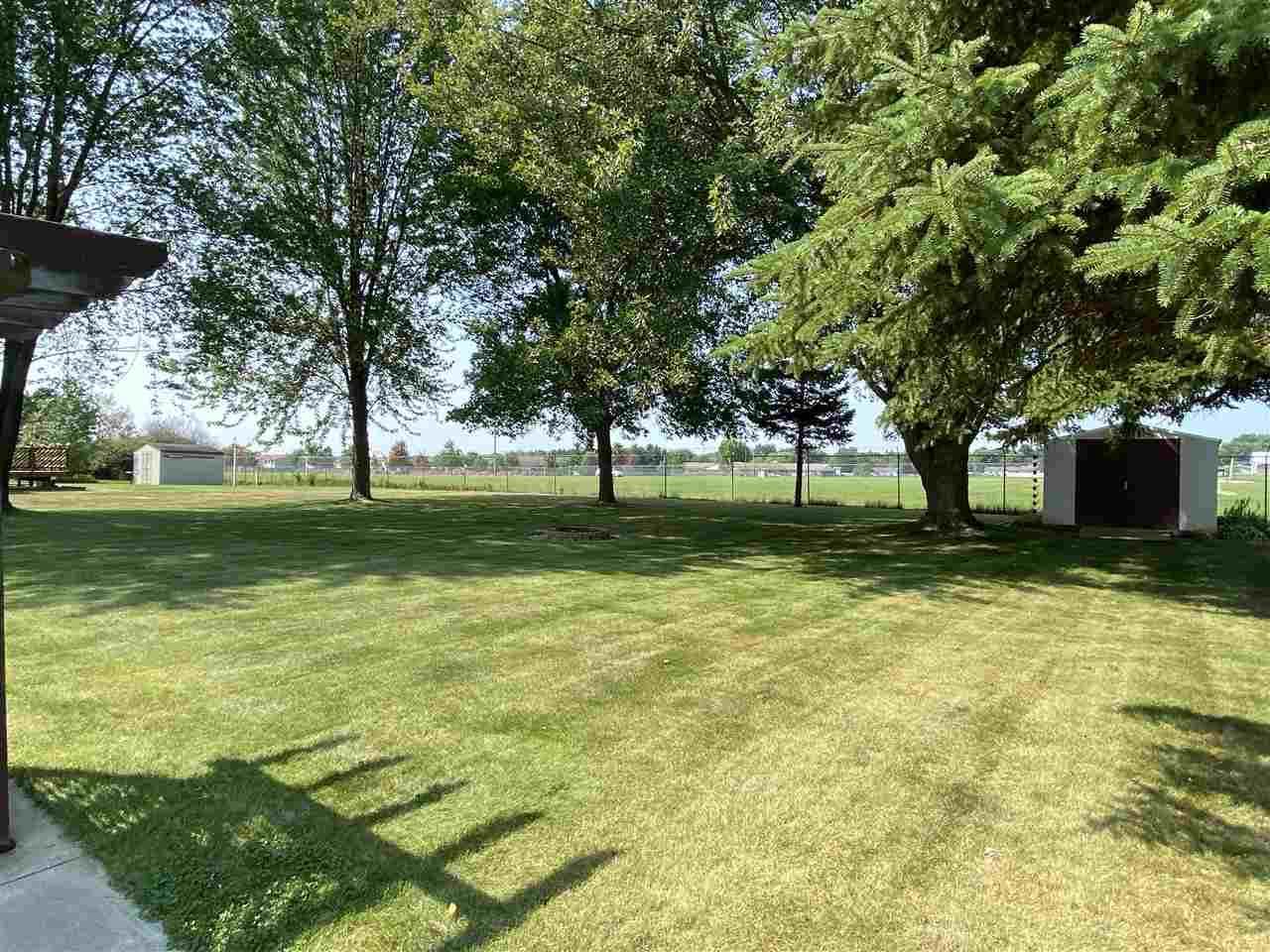 1800 S Apple Avenue, Marshfield, WI 54449