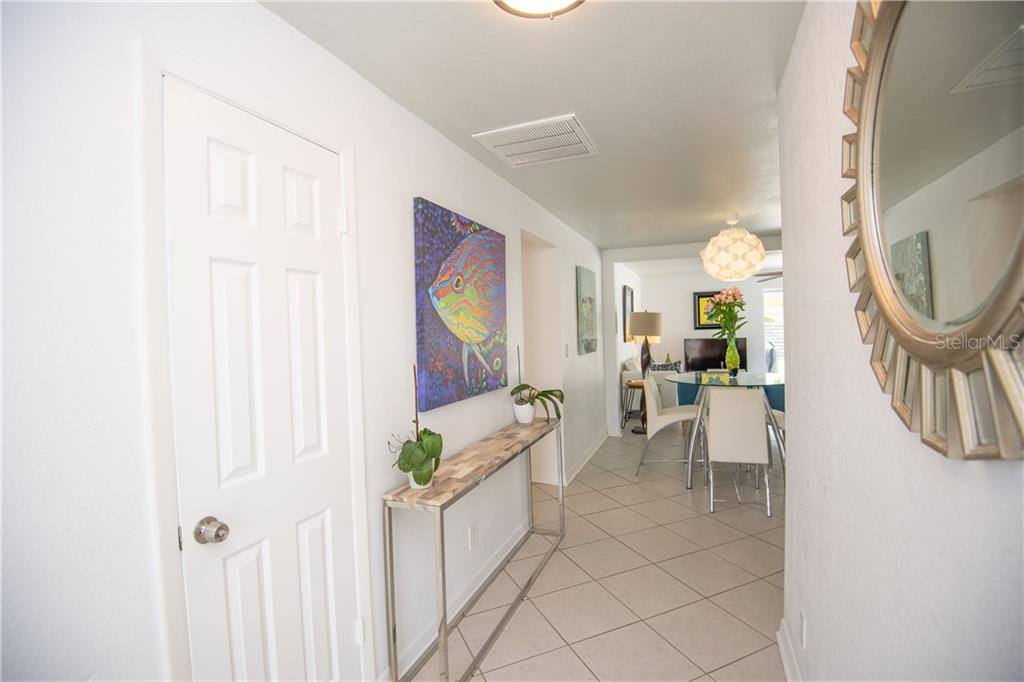 12100 6TH East, Treasure Island, FL 33706